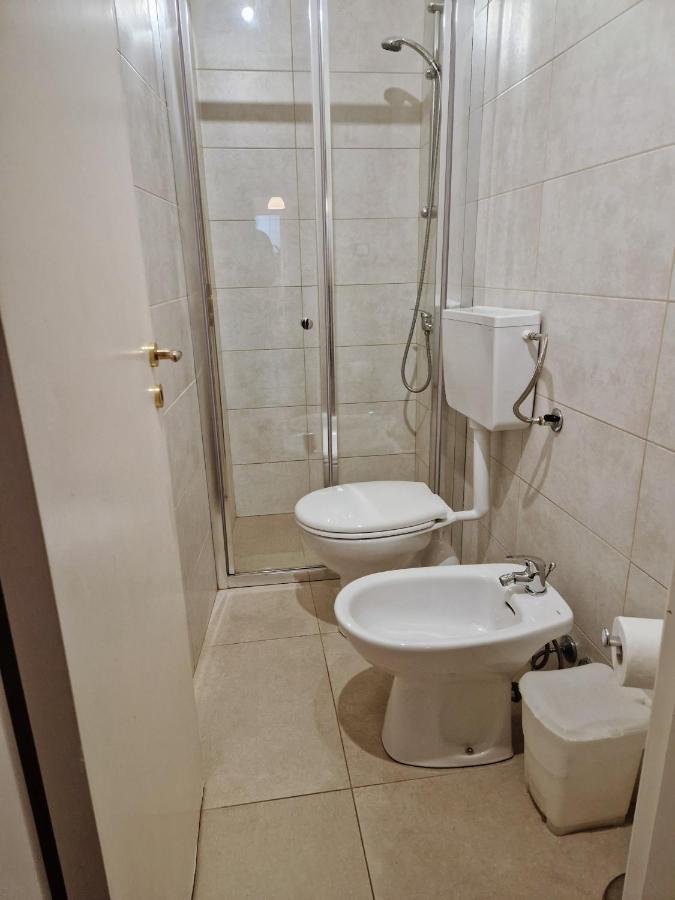 Battisti Rooms & Breakfast Lecce Extérieur photo